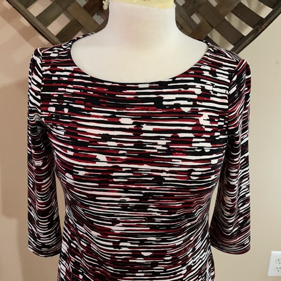 NINE WEST Women's Knee Lenght Dress Geo Design Size 2 - Picture 2 of 4